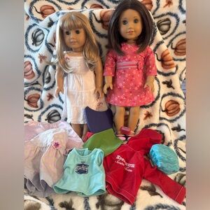 American Girl Dolls Chrissa Maxwell GOTY 2009 and Gwen Thompson Set